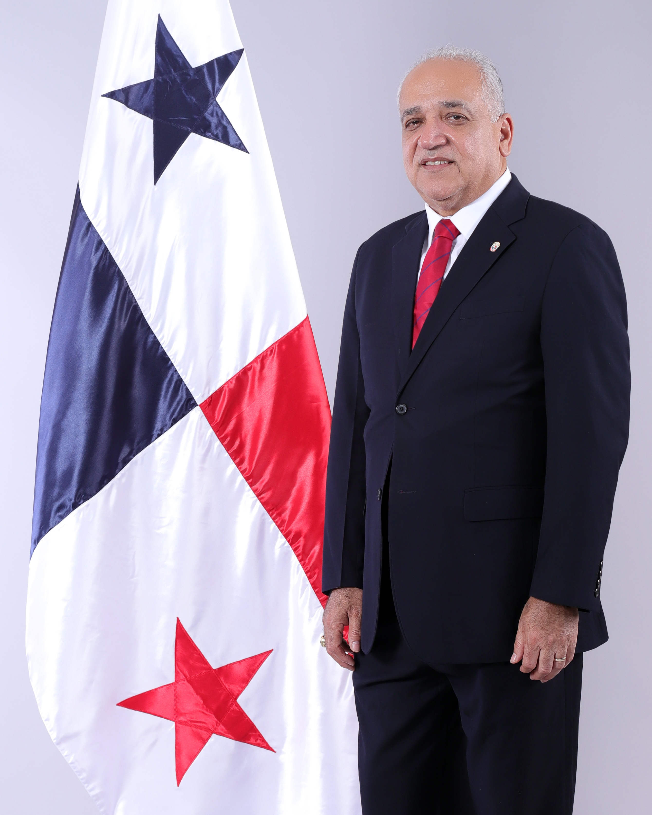 Luis Camacho Castro